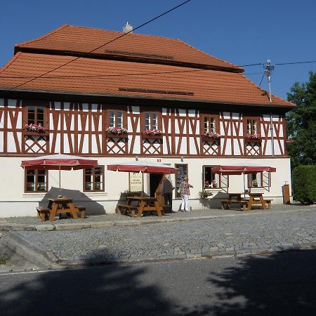 U Bileho Konika Hotel Kostelni Briza Exterior photo